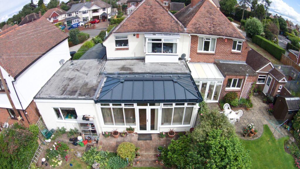 Benefits of a polycarbonate roof replacement